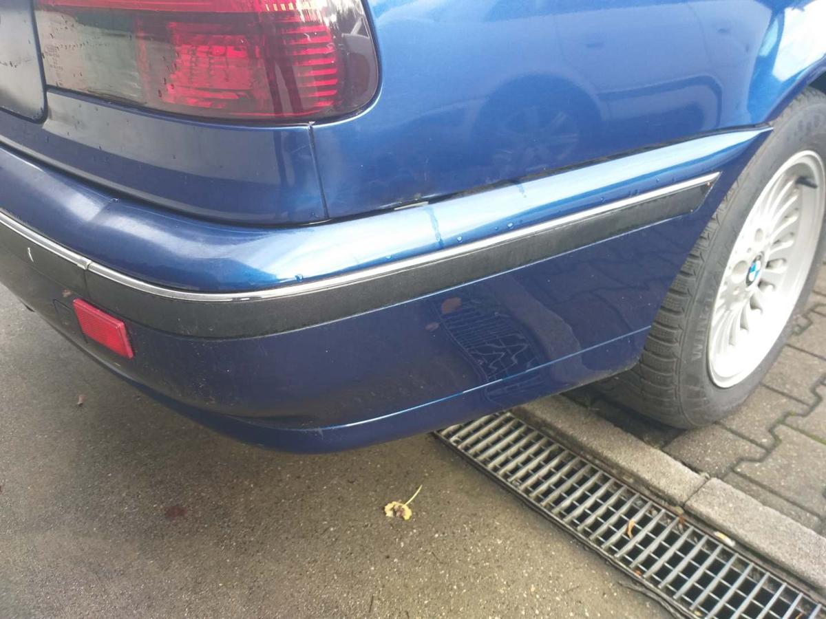 BMW 5er E39 original Stoßstange Stossfänger hinten Limousine 276 Avusblau Bj.1997